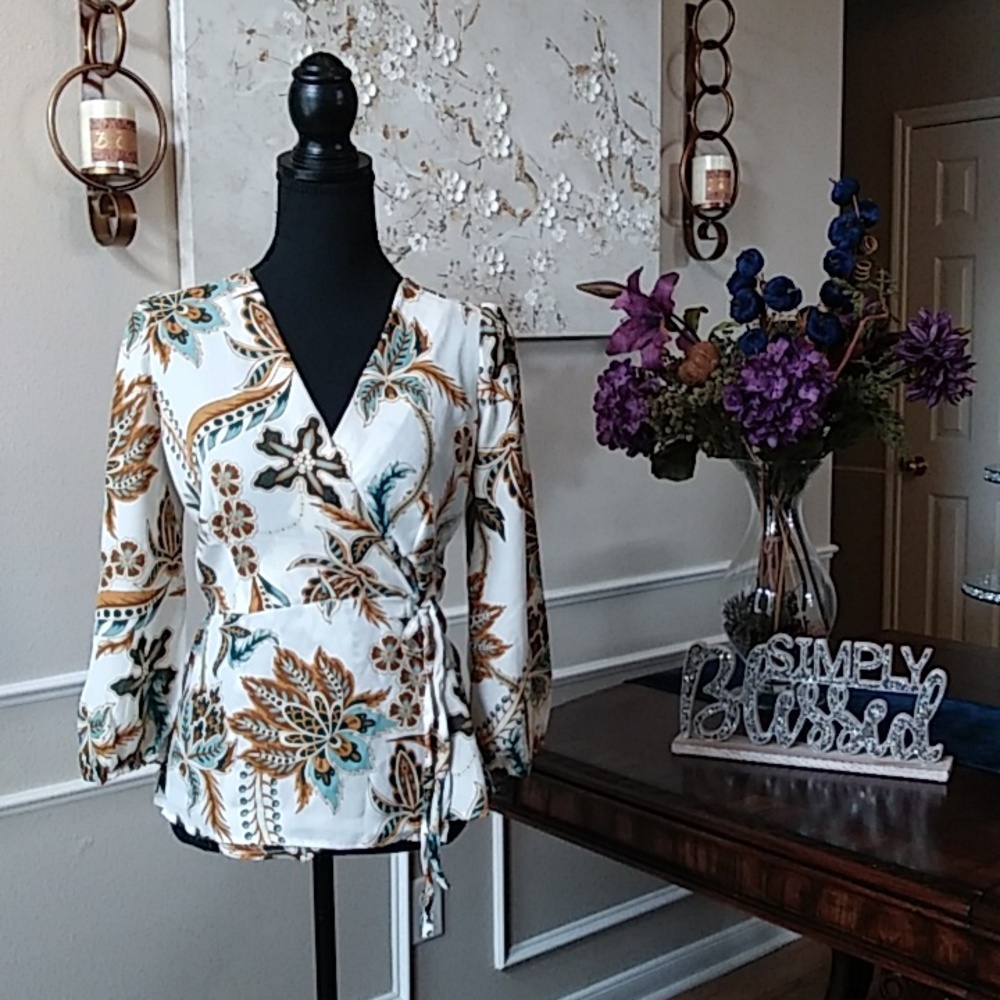 Floral Faux Wrap Blouse By Harvé Bernard. Size M